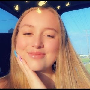 Meet your Posher, Lea